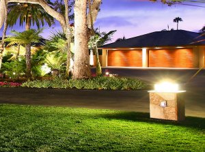 入口大门和车库 Entry Gates &amp; Garage